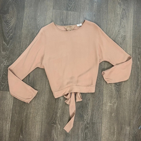 Aritzia Wilfred Women’s Loan Blouse Tie up Open Back Satin Crepe Roebuck XXS - Picture 2 of 12